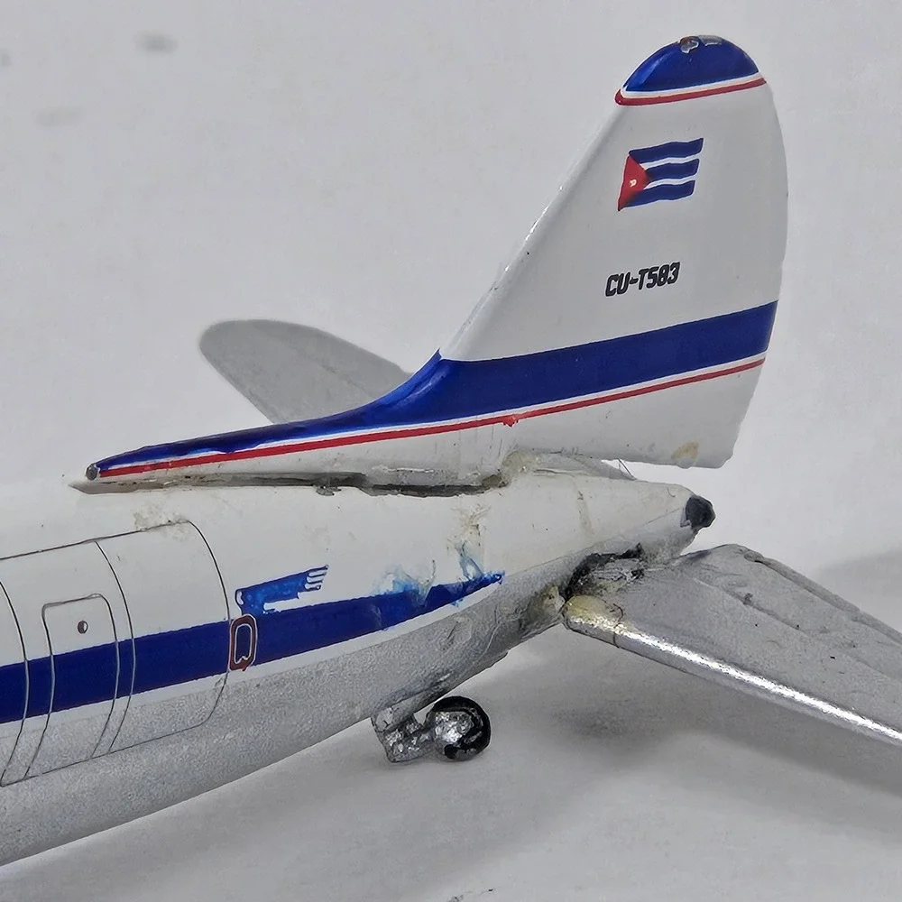 Aerovias Q S.A. CU-T583 Vintage Propeller Scale Model Plane